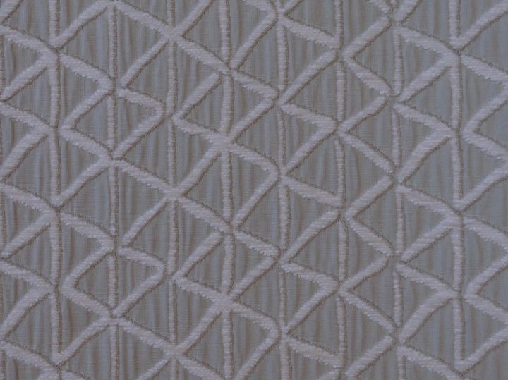 Triangle 48746-012