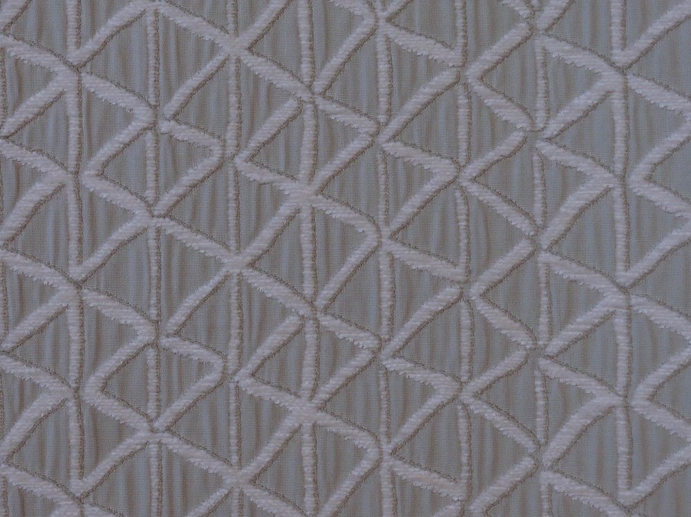 Triangle 48746-012