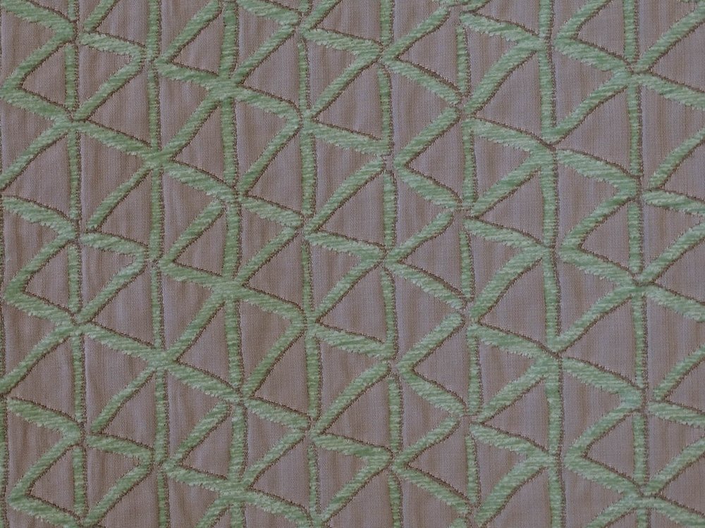 Triangle 48746-017