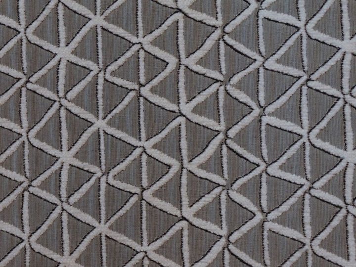 Triangle 48746-029